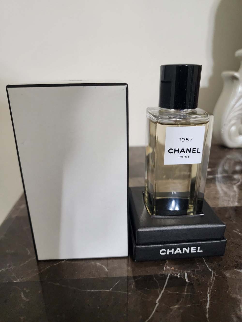 CHANEL 1957 Clear Bottle with Black Cap New Unisex 2.5 FL Oz New